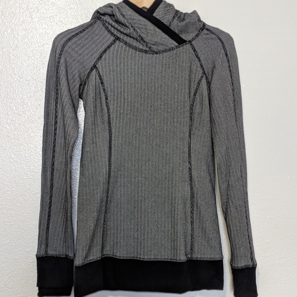 Lululemon Fitted Pullover